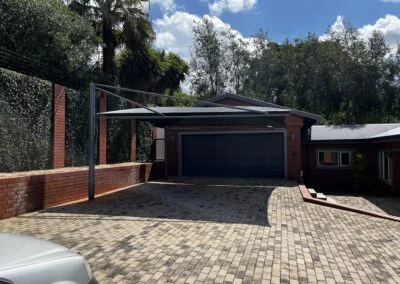 Double cantilever shadeport